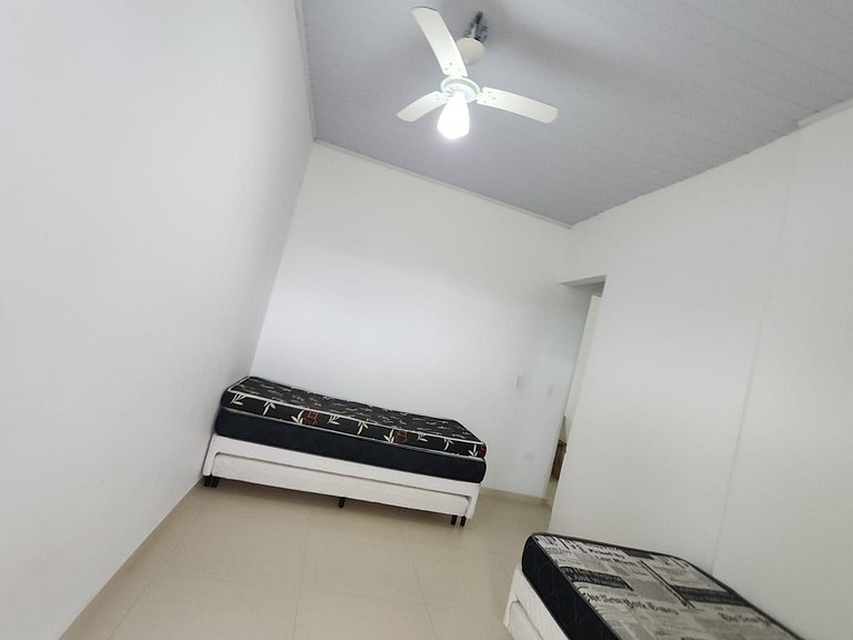 0054.00 - Maranduba - Chalé - 1 Dormitorio - 5 Pess - 6 Quad