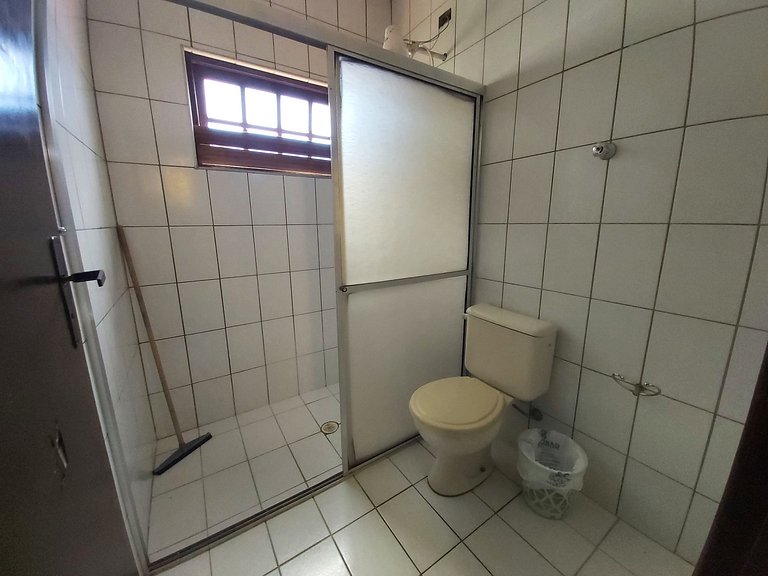 0184.02 Maranduba - Apartamento - 2 Dorm - 8 Pess -2 Quadras